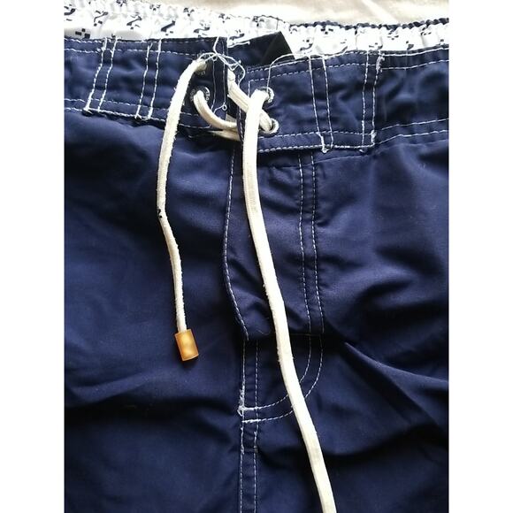 IZOD Men’s Swim Trunks With Pockets Colors Blue Swimsuit Size XL - Picture 7 of 12